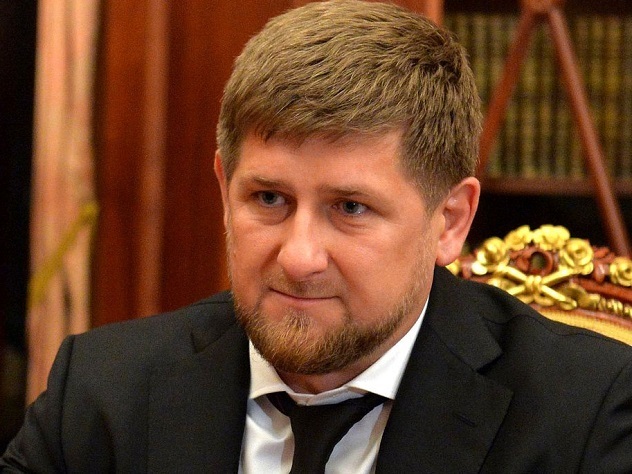 Кадыров выступил за запрет выпускных в чеченских школах