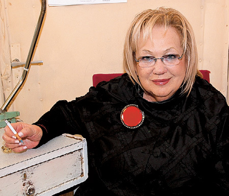 ВОЛЧЕК с оптимизмом смотрит в будущее, ведь у неё в театре ещё остались таланты