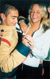 МАША ГРАДСКАЯ: милуется с рэпером Тимоти