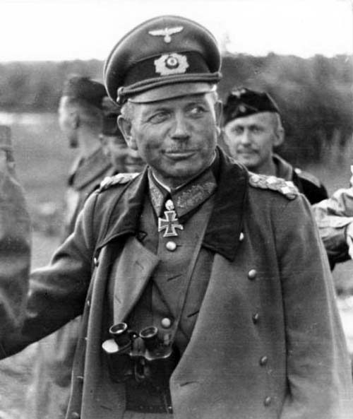 Гейнц Гудериан. Большой поклонник сочинений Гейне. wikimedia