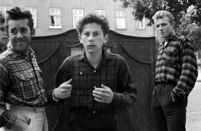 «Двое со шкафом», 1958 год. Кадр из фильма