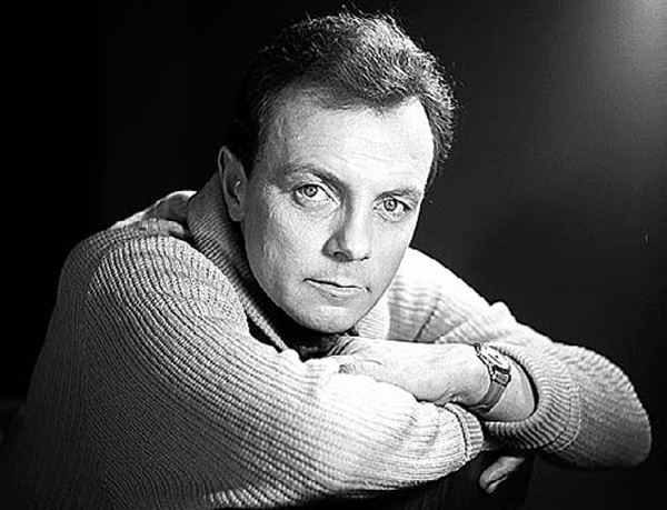 Кирилл Лавров променял Быстрицкую на актрису Валентину Николаеву, с которой прожил всю жизнь