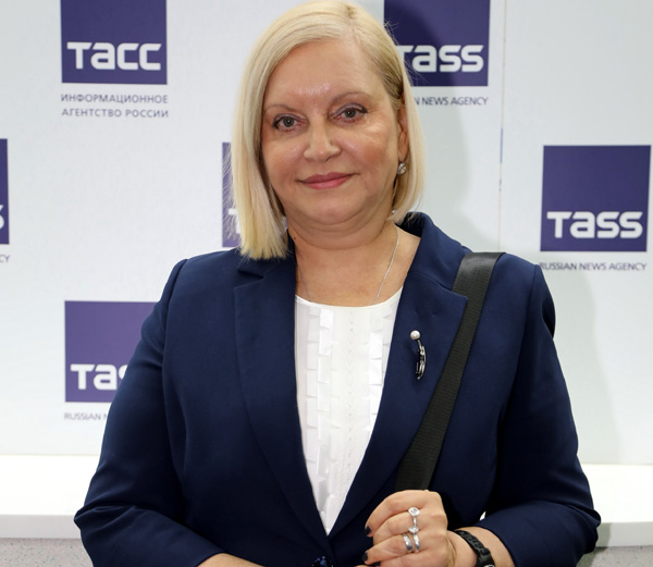ЛАРИСА ПРЕТОРИУС