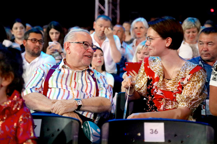 Танюше и Евгению Вагановичу пофиг, что про них говорят