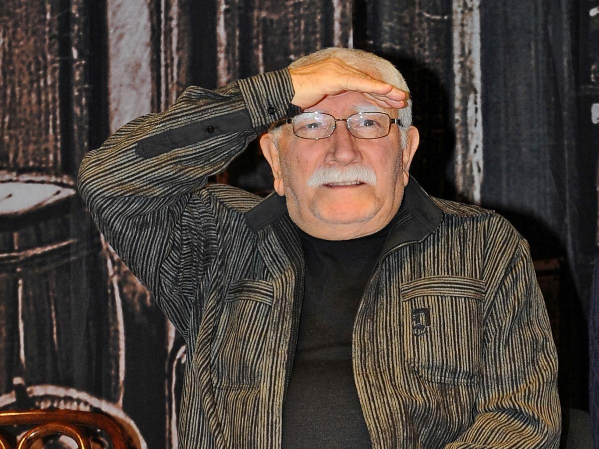 Умер Армен Джигарханян Умер Армен Джигарханян