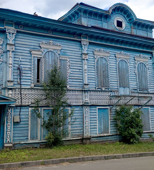 Заброшенный купеческий дом, где когда-то жили киношники