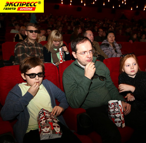 ВЛАДИМИР МЕДИНСКИЙ С ДЕТЬМИ