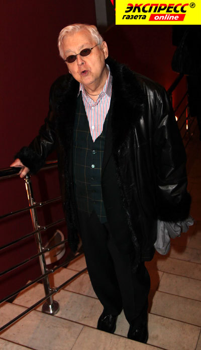 ОЛЕГ ТАБАКОВ