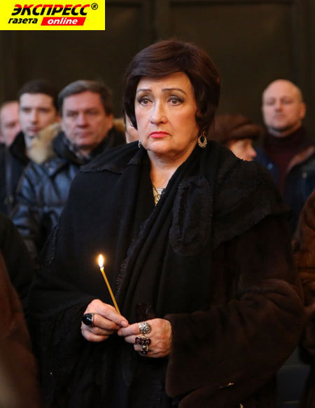 ЗИНАИДА КИРИЕНКО