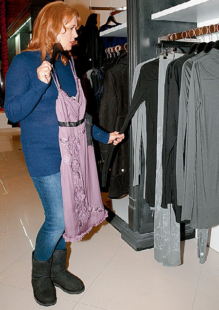 Актриса предпочитает такие наряды, которые не скрывают её природную красоту