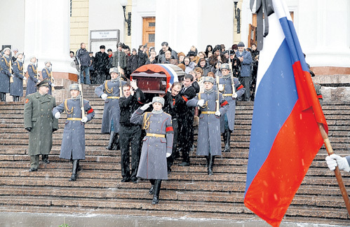 Церемония прощания с народной артисткой была торжественной по заслугам