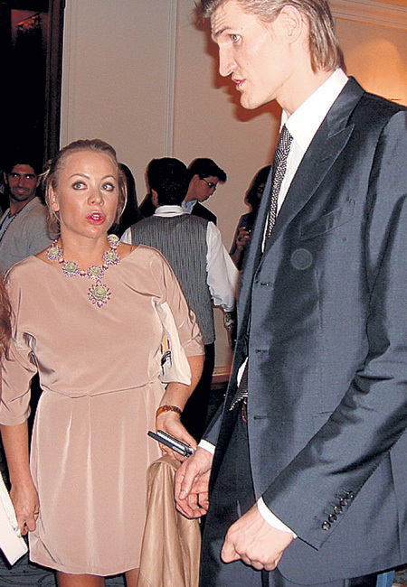 Андрей КИРИЛЕНКО выше жены на полторы головы