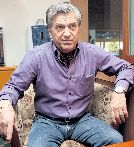 Александр ТИХОНОВ считает...