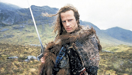 Рождённый в США Кристофер ЛАМБЕРТ в фильме «Горец» приобрёл шотландские корни