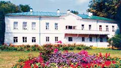 ГРАФСКОЕ ПОМЕСТЬЕ: здесь Льва Николаевича пичкали пареной репой