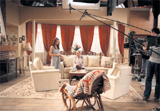 В павильоне компании ЛЕАН-М воссоздали интерьер богатого дома