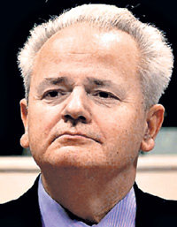 ...что мирные жители гибнут там от рук Слободана МИЛОШЕВИЧА